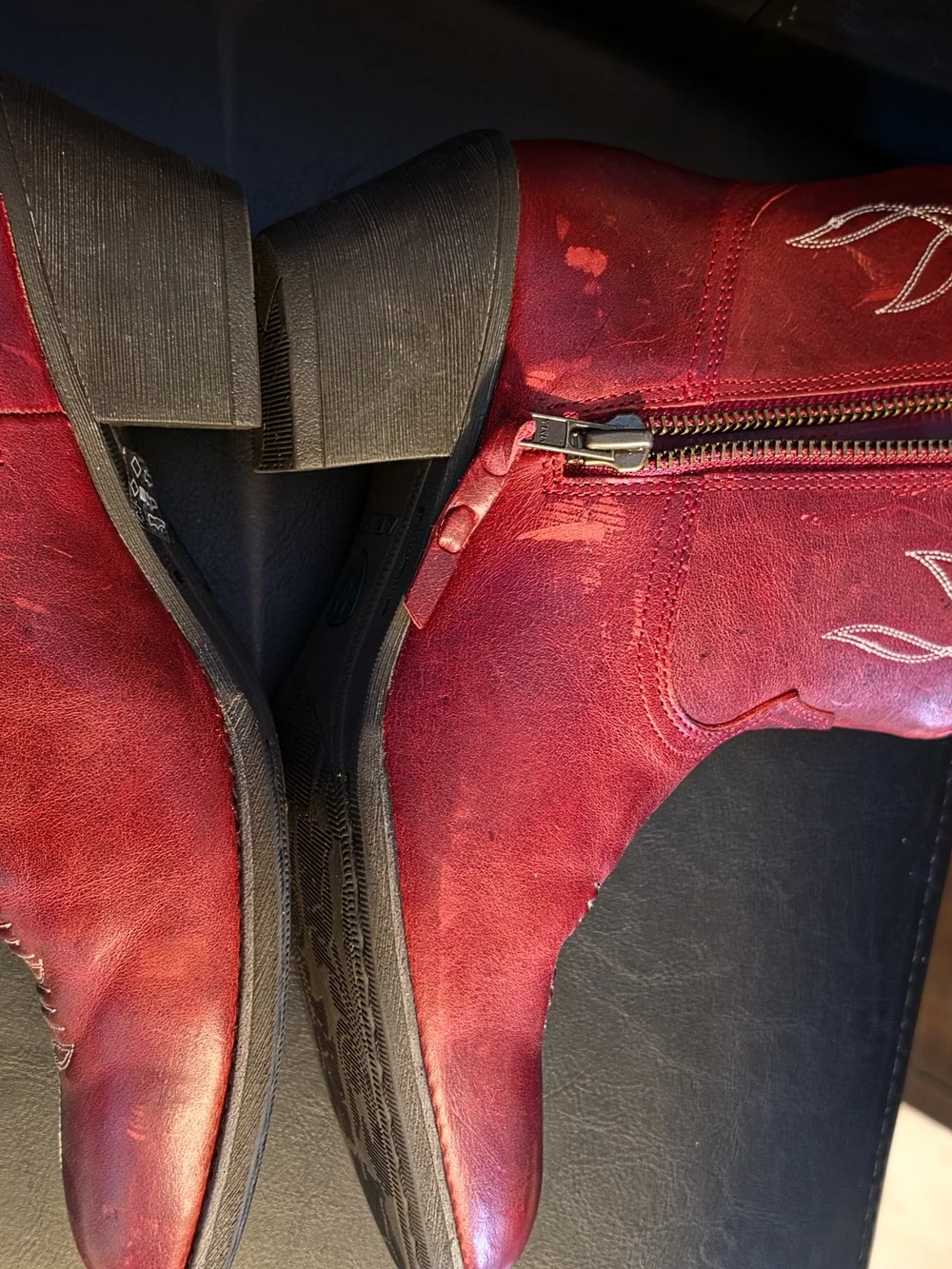 Ariat size 8b